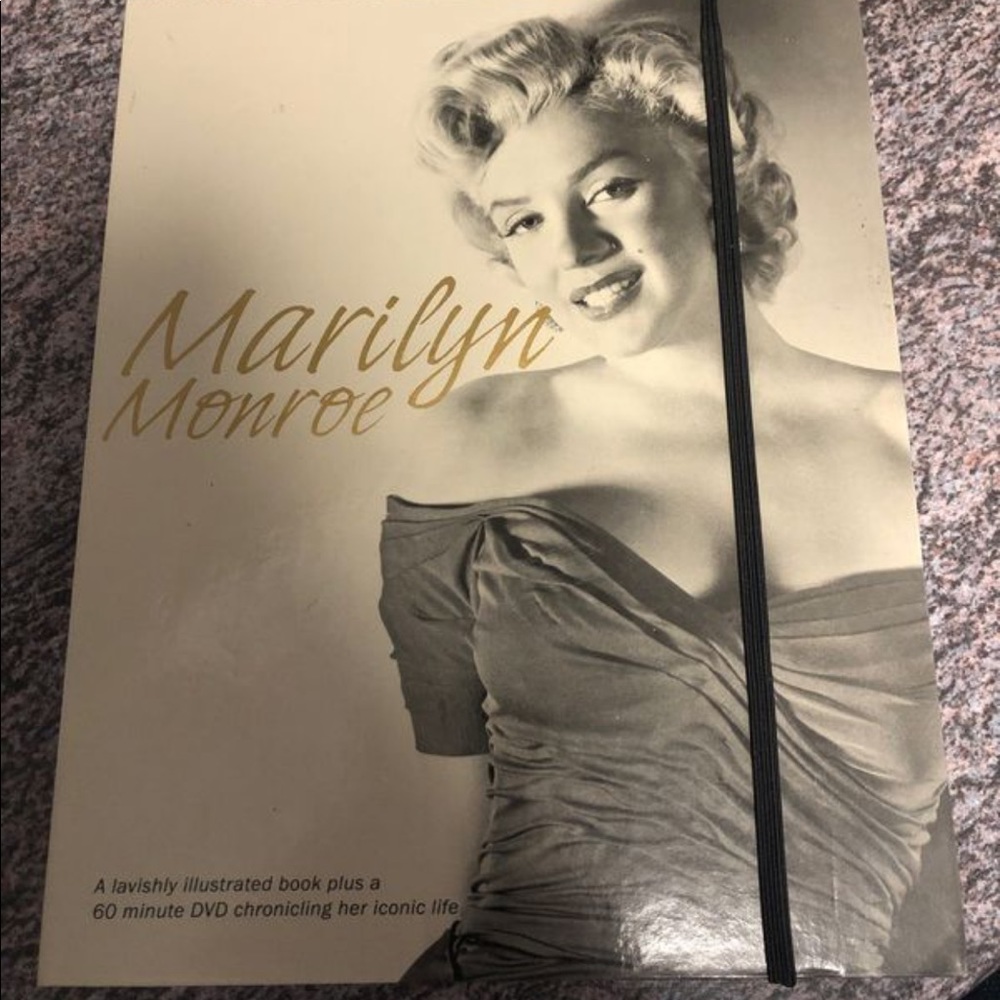 Marilyn Monroe book + DVD set